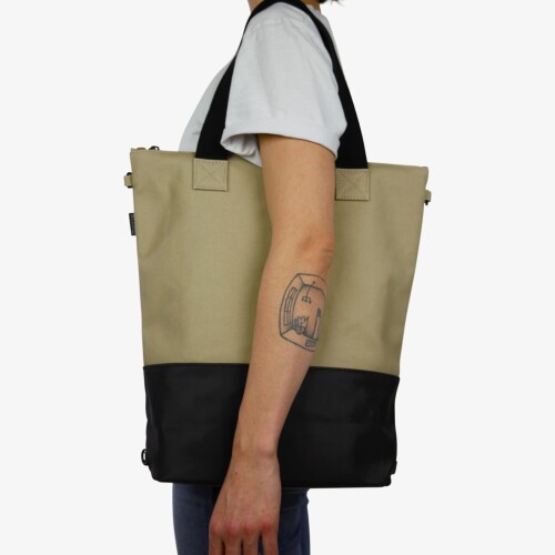Dahlia Black & Sand on Female Model Shoulder Bag Style